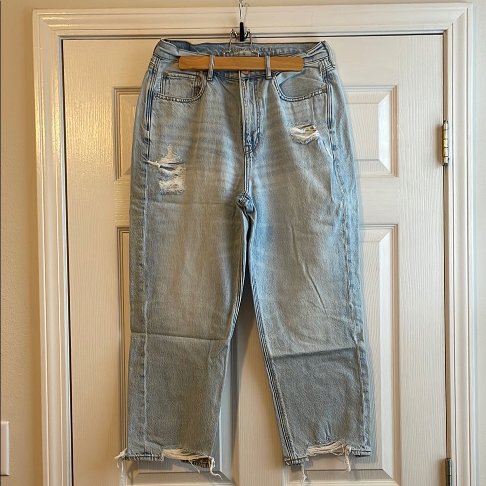 American Eagle High Rise Ripped 90s Boyfriend Jeans, NEVER WORN